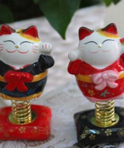 Mèo thần tài phu thê lò xo trang trí ô tô