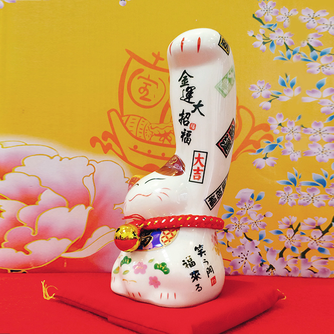 Mèo thần tài tay lớn