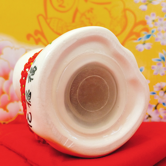 Mèo thần tài tay lớn