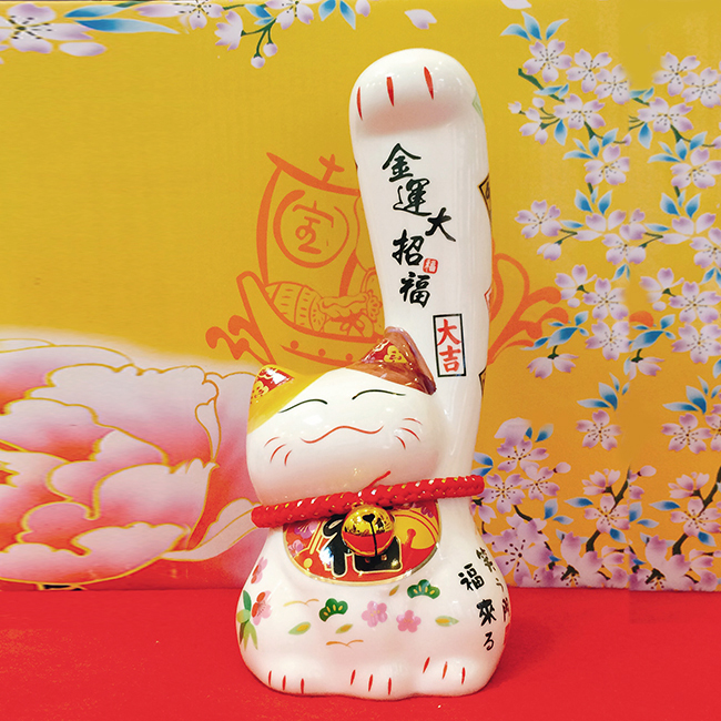 Mèo thần tài tay lớn