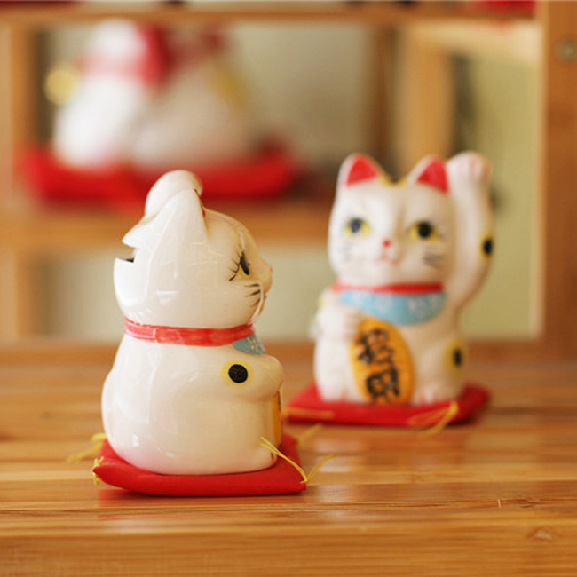 Mèo thần tài chiêu tài
