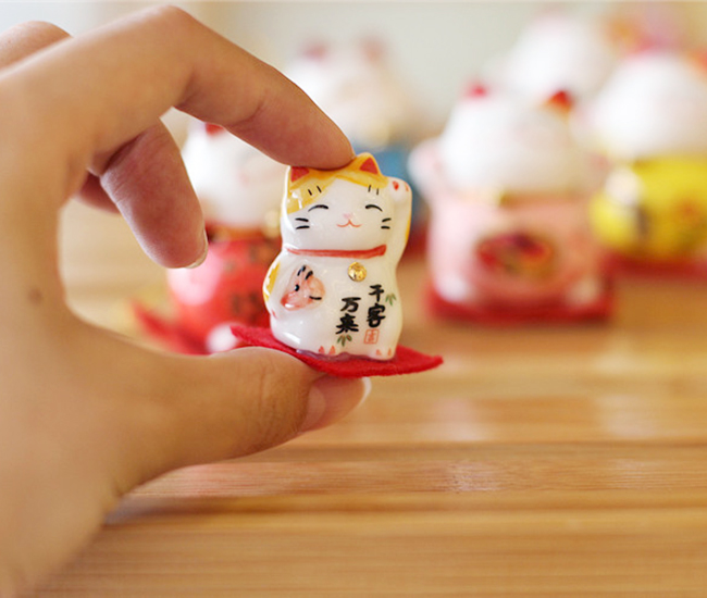Mèo thần tài tí hon