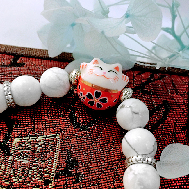 Vòng tay mèo đá phong thủy
