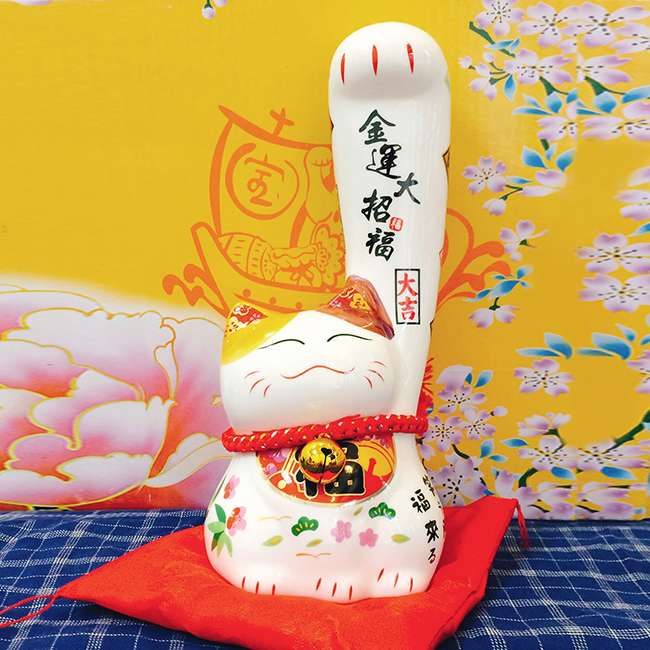 Mèo thần tài tay lớn Mèo thần tài tay lớn