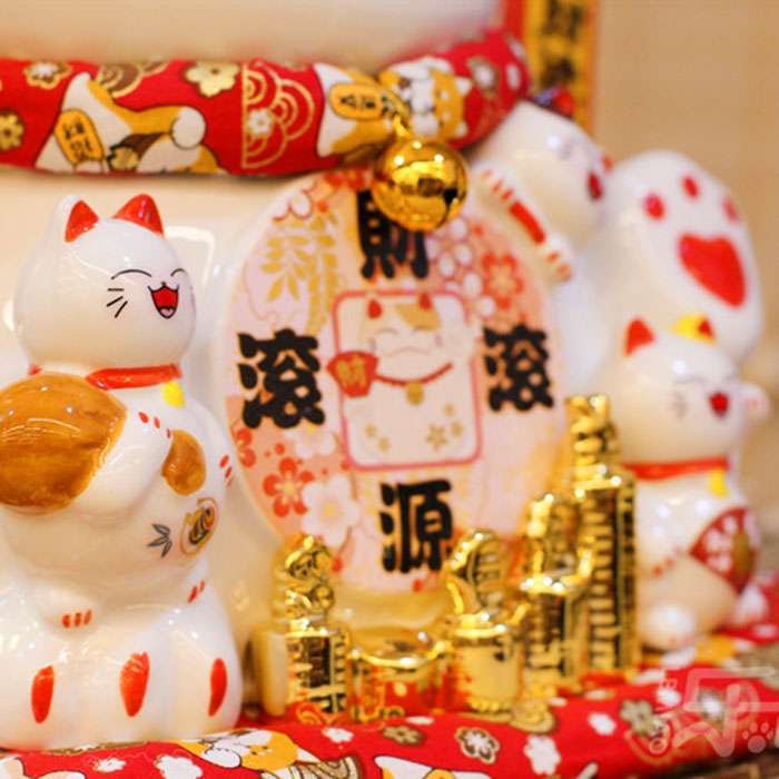 Mèo tay vẫy đại phát tài